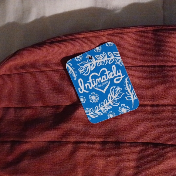 Intimately free one piece - Picture 3 of 9